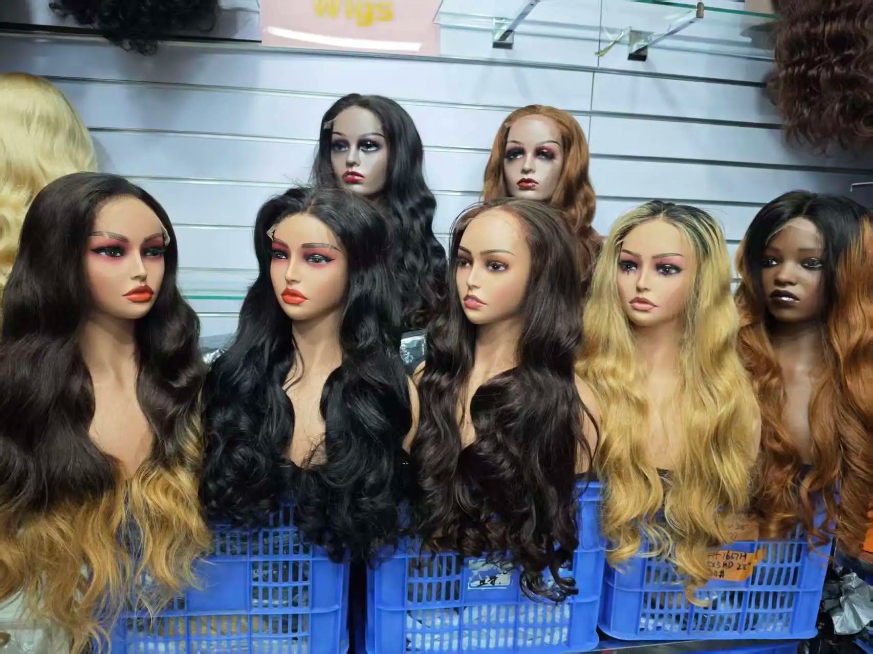 Natural Human Hair Lace Front Wigs Glueless  Raw Hair Bouncy Curly Pre Pluck Glueless Human Hair Wig for Black Women