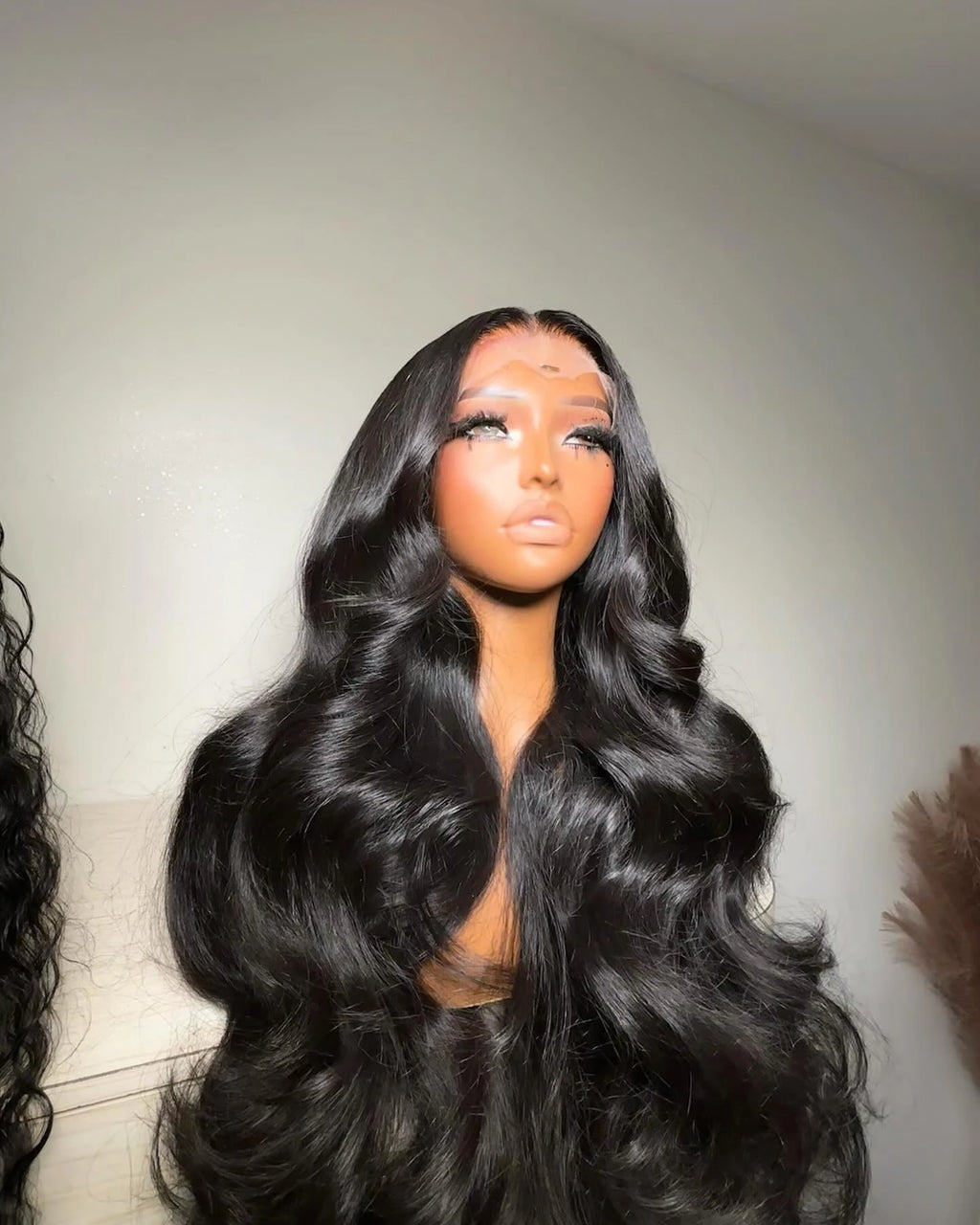 Natural Human Hair Lace Front Wigs Glueless  Raw Hair Bouncy Curly Pre Pluck Glueless Human Hair Wig for Black Women